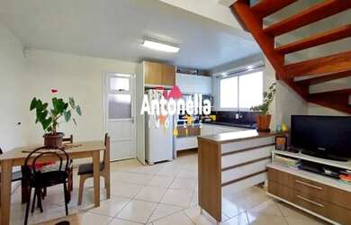 Imagem: A casa possui 2 Dormitórios, 2 Banheiros, 1 Vaga na garagem