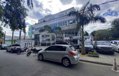 Imagem: O depósito possui 1 Vaga na garagem e 28m² de Área e está