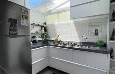 Imagem: A casa possui 2 Dormitórios, 2 Banheiros, 140m² de Área e