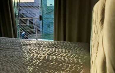 Imagem: A casa em condomínio possui 4 Dormitórios, 5 Banheiros, 2