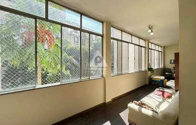 Imagem: O apartamento possui 4 Dormitórios, 4 Banheiros, 1 Vaga na