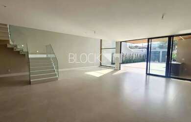 Imagem 15: Recreio dos Bandeirantes Casa de Condomínio 4 quartos, sendo 4 suites