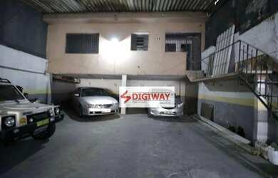 Imagem: O depósito possui 5 Vagas na garagem, 480m² de Área e está