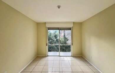 Imagem 2: Apartamento 3 dormitórios com mais 1 dependência completa a venda no centro da cidade