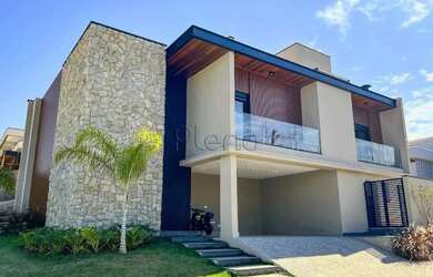 Imagem: A casa em condomínio possui 4 Dormitórios, 1 Banheiro, 4 Vagas