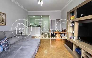 Imagem: O apartamento possui 2 Dormitórios, 2 Banheiros e 96m² de