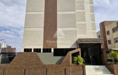 Imagem: O apartamento possui 3 Dormitórios, 1 Banheiro, 1 Vaga na garagem