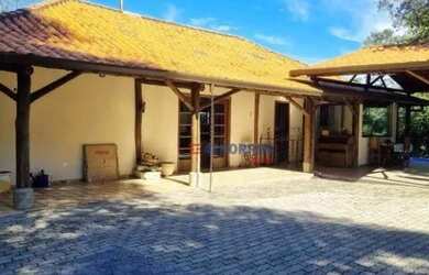 Imagem: A fazenda possui 460m² de Área e está localizado em Vale