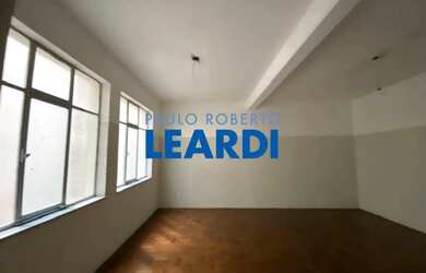 Imagem: O depósito possui 210m² de Área e está localizado em Centro