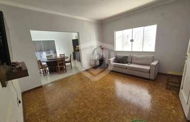 Imagem 4: Casa à Venda Dormitórios, Área Gourmet e Garagem Coberta para 5 Carros Jardim Gerson Fra