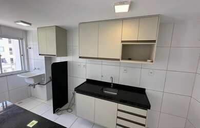 Imagem: O apartamento possui 2 Dormitórios, 2 Banheiros, 1 Vaga na