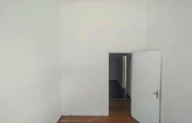 Imagem 9: Locação - Excelente Casa Comercial na Rua Paula Lima esquina com Dr....