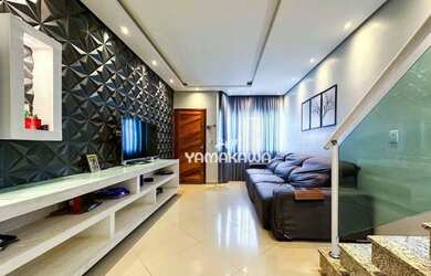 Imagem: A casa possui 3 Dormitórios, 2 Banheiros, 2 Vagas na garagem