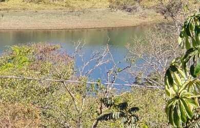 Imagem: O terreno possui 1.000m² de Área e está localizado em Areal