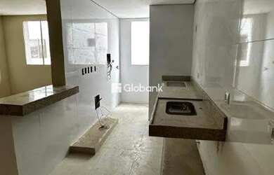 Imagem 14: Apartamento em Montes Claros, no bairro Funcionários, à venda