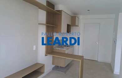 Imagem: O apartamento possui 1 Dormitório, 1 Banheiro, 32m² de Área