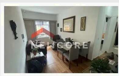 Imagem: O apartamento possui 1 Dormitório, 1 Banheiro, 1 Vaga na garagem