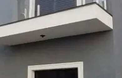 Imagem: A casa em condomínio possui 3 Dormitórios, 2 Banheiros, 5