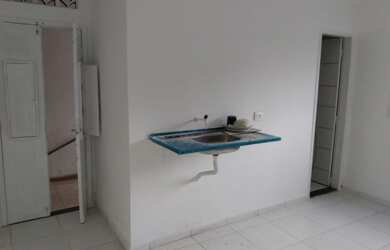 Imagem: A kitnet possui 1 Dormitório, 1 Banheiro, 12m² de Área, Imóvel