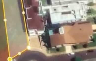 Imagem: O terreno possui 605m² de Área e está localizado em Estrela