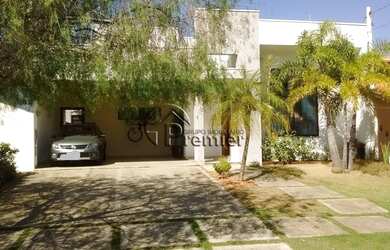 Imagem: A casa em condomínio possui 3 Dormitórios, 4 Banheiros, 4