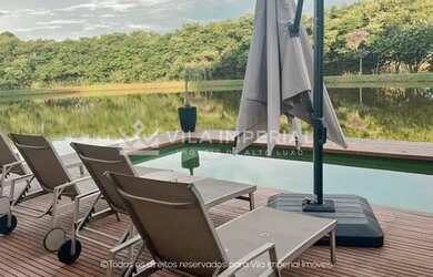 Imagem: O apartamento possui 4 Dormitórios, 4 Banheiros, 420m² de