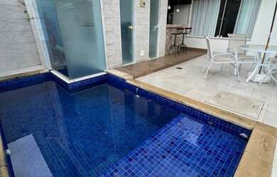 Imagem: A casa em condomínio possui 4 Dormitórios, 2 Banheiros, 3