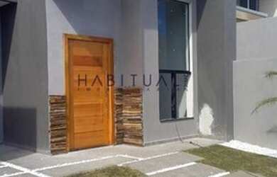 Imagem: A casa possui 2 Dormitórios, 2 Banheiros, 1 Vaga na garagem