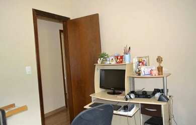 Imagem 1: CASA A VENDA RIBEIRA. 90m² de Área, 1 Vaga na garageme2 Dormitórios