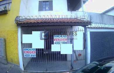 Imagem: A casa possui 4 Dormitórios, 4 Banheiros, 5 Vagas na garagem