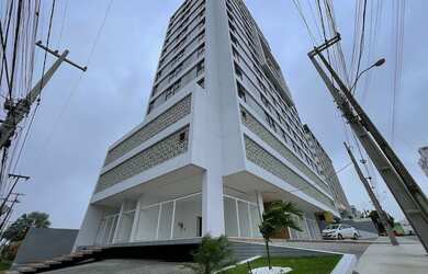 Imagem: O apartamento possui 2 Dormitórios, 1 Banheiro, 2 Vagas na