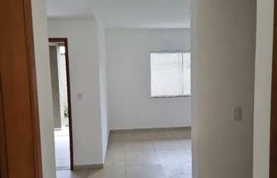 Imagem: A casa em condomínio possui 2 Dormitórios, 1 Banheiro, 1 Vaga