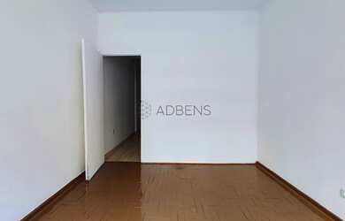 Imagem: O apartamento para alugar possui 1 Dormitório, 1 Banheiro e