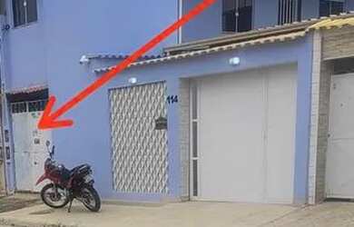 Imagem: A casa possui 2 Dormitórios, 1 Banheiro e 1 Vaga na garagem