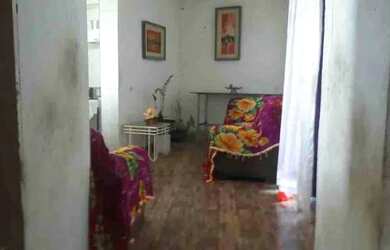 Imagem 6: VENDO ESTA CASA NA ILHA. 1 Vaga na garageme5 Dormitórios