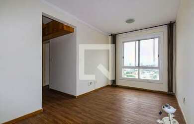 Imagem: O apartamento possui 2 Dormitórios, 1 Banheiro, 1 Vaga na garagem