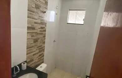 Imagem 2: Casa 2/4 Goianira Go. Varanda, 2 Vagas na garageme2 Dormitórios