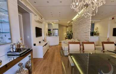 Imagem: O apartamento possui 3 Dormitórios, 2 Banheiros, 2 Vagas na