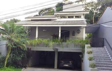 Imagem: A casa em condomínio possui 3 Dormitórios, 5 Banheiros, 4