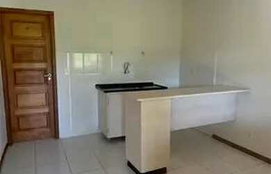 Imagem: O apartamento possui 1 Dormitório, 1 Banheiro, 1 Vaga na garagem