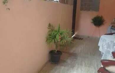 Imagem: A casa possui 2 Dormitórios, 2 Banheiros, 120m² de Área e