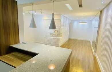 Imagem: O apartamento possui 3 Dormitórios, 1 Banheiro, 2 Vagas na