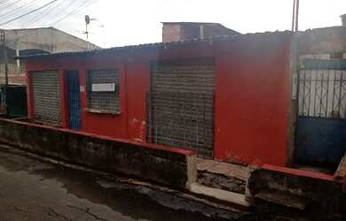 Imagem 1: Troco minha casa. 4 Dormitórios