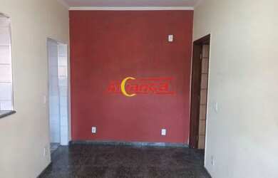 Imagem: A casa possui 5 Dormitórios, 2 Banheiros, 2 Vagas na garagem