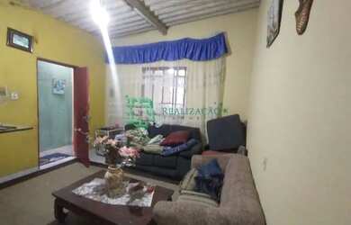 Imagem: A casa possui 1 Dormitório, 1 Banheiro, 2 Vagas na garagem