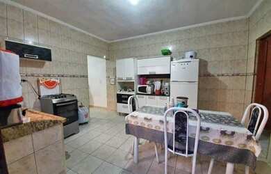 Imagem 3: CASA NAS QUINTAS. Varanda, 65m² de Área, 1 Vaga na garageme3 Dormitórios