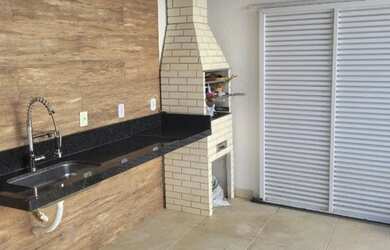 Imagem: A casa possui 2 Dormitórios, Acomodam 7 pessoas, 1 Vaga na