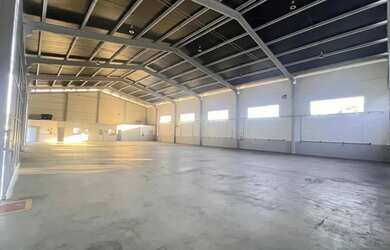 Imagem 2: Galpão industrial e logístico