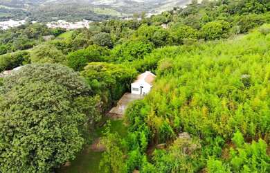 Imagem: A chácara possui 22.000m² de Área, Imóvel novo e está