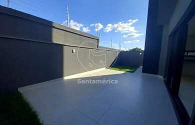 Imagem 10: Casa para alugar no Condomínio Araçari com 3 Suítes na região Leste...